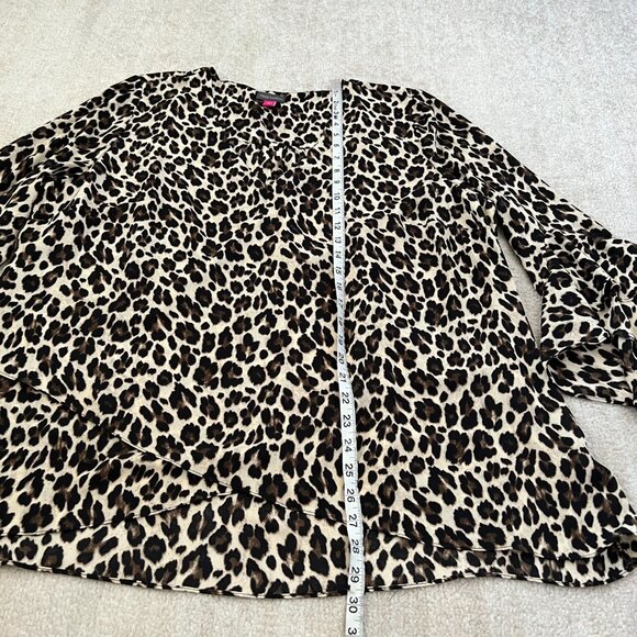 Vince Camuto Faux Wrap Bell Sleeve Animal Print Blouse Top 2X - Picture 5 of 8